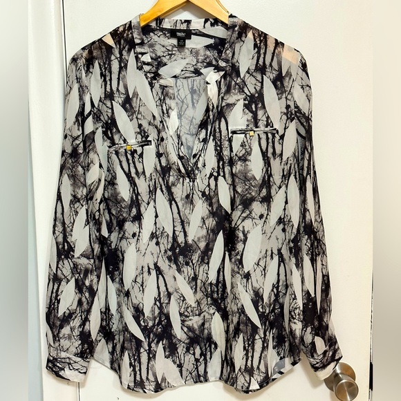 Massimo Tops - Massimo-Light weight flowing black and grey and white blouse